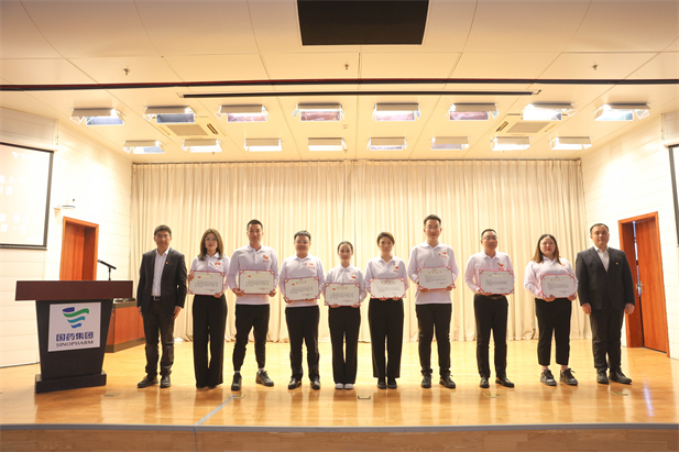 1734934222961061214.jpg 优秀学员代表.jpg