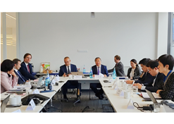 2023年11月2日-5日，乐鱼·体育董事长刘敬桢率团访问费森尤斯集团与费森尤斯卡比公司总部